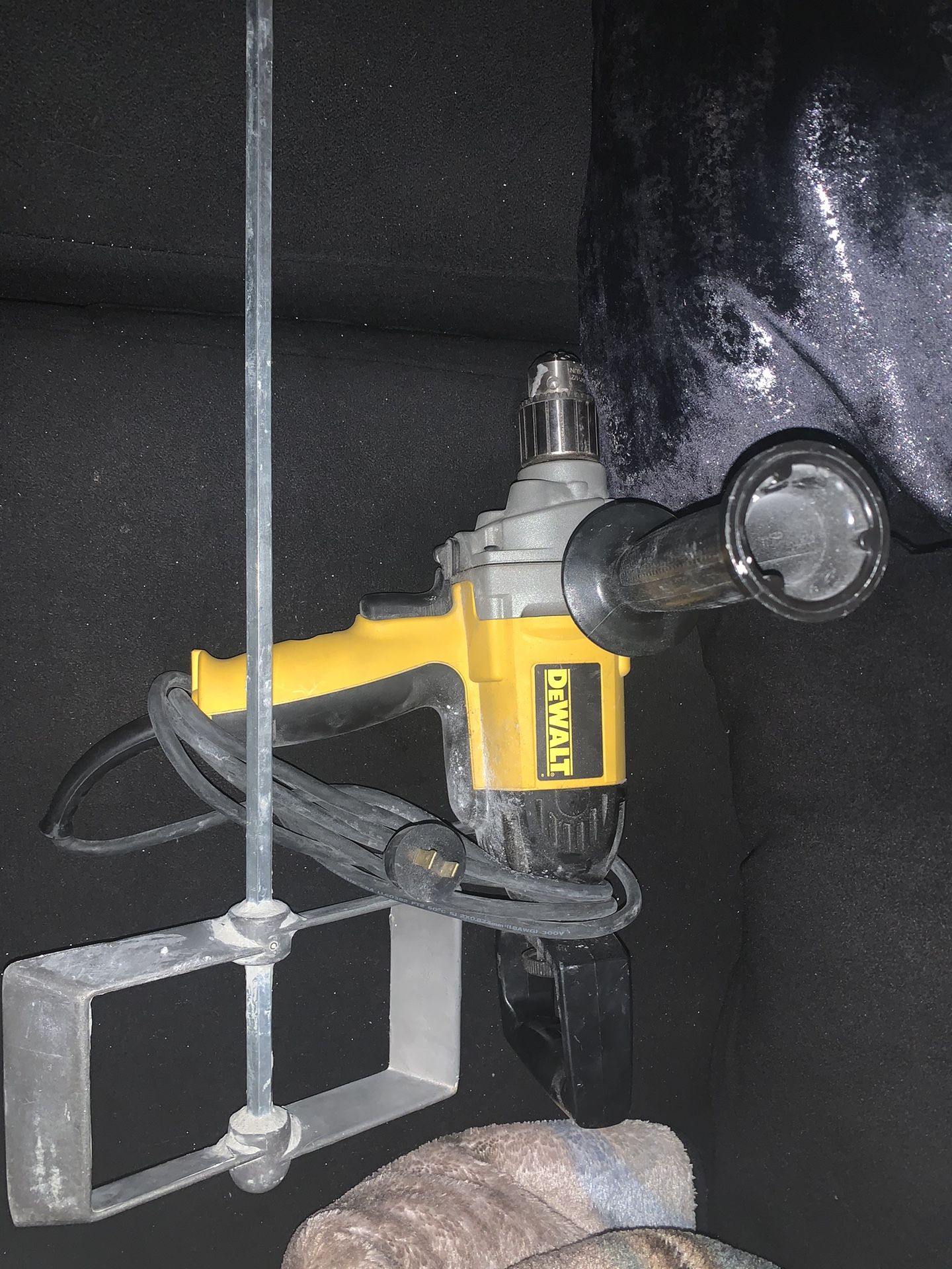 Dewalt Drill And Mixing Foot