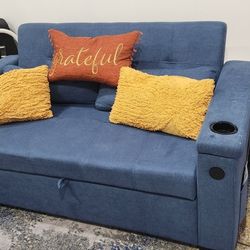 Loveseat Convertible 