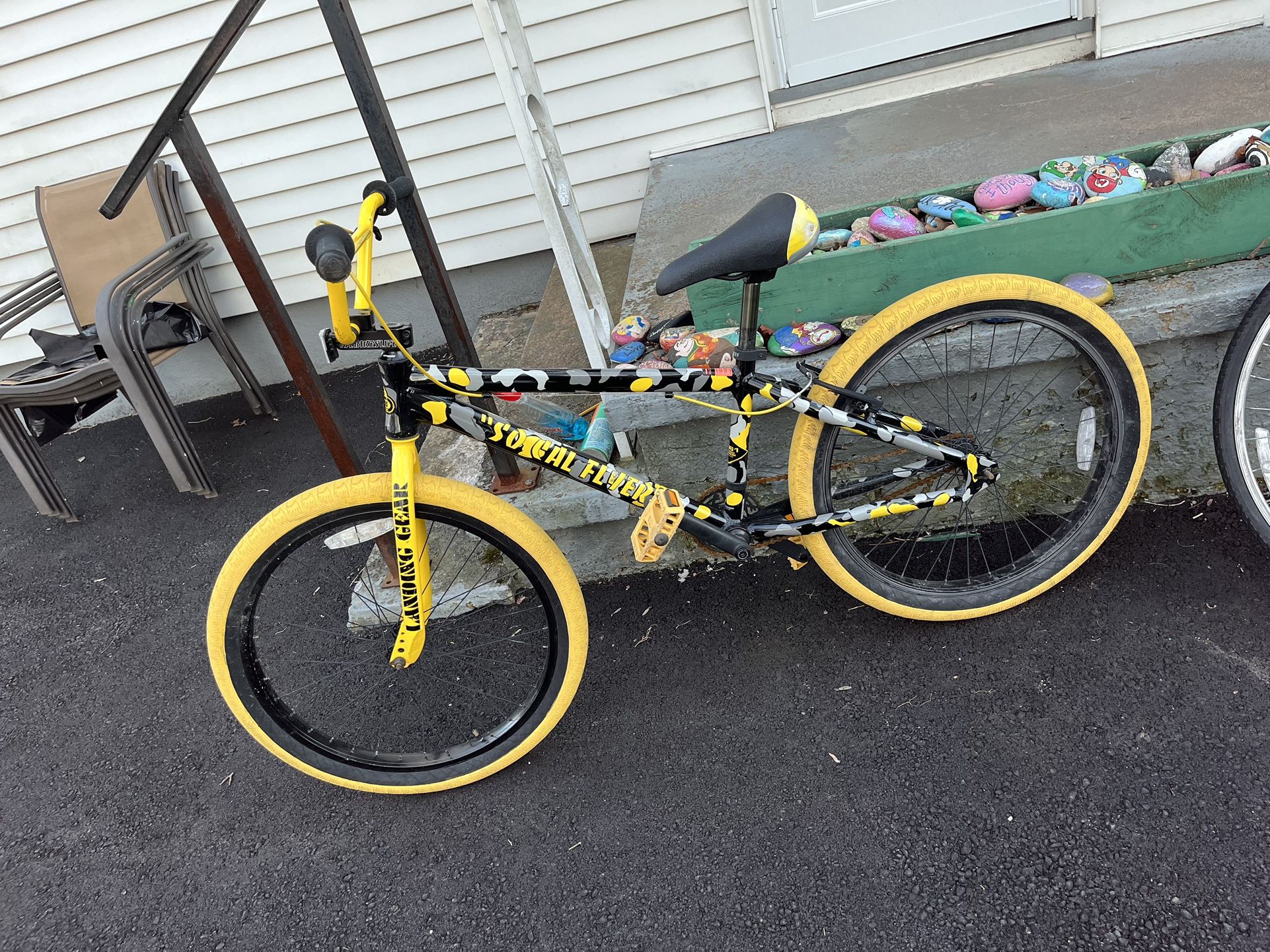 Se Bike So Cal Flyer 24 Inch Yellow Camo