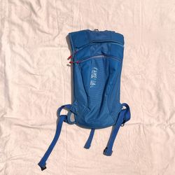 CamelBak Zoid Hydration Pack - Lightweight & Streamlined (Blue)