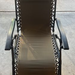 Adjustable Reclining Camp Chair - Portable and comfy
