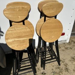 Set Of 4 foldable Chairs 