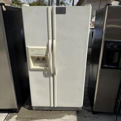 Working Refrigerators 