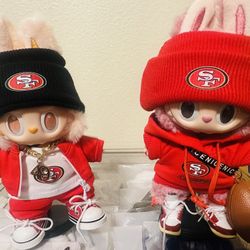 NFL TEAM OUTFITS FOR LABUBUS 