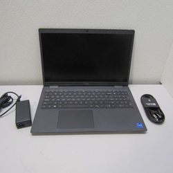Dell Latitude 3520 Intel Core i7-1165G7 15.6 Laptop Computer 256GB - Black