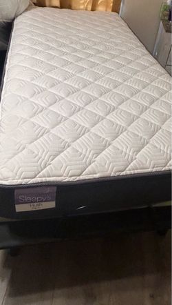 Twin mattresses