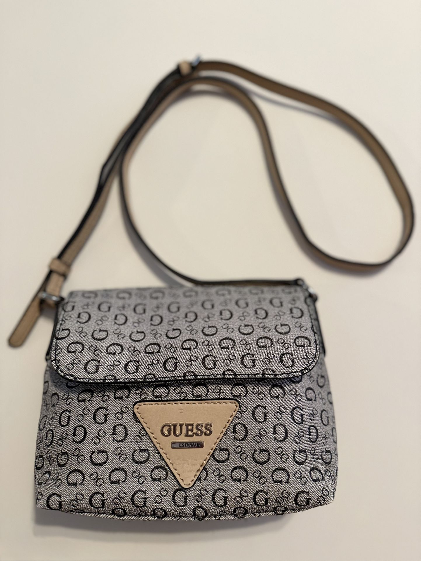 Guess Cross Body Purse & Guess Wristlet