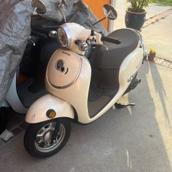 Honda Metropolitan Scooter 2018