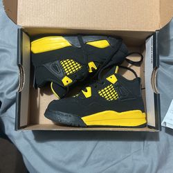 Jordan Yellow Thunder