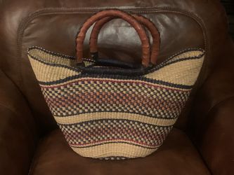 HAND WOVEN BASKET FROM SENEGL