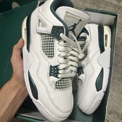 Jordan 4s Size 9
