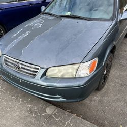 1999 Toyota  Camry 