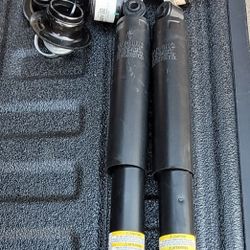 2014-2018 1500 chevy/gmc silverado/siera front + rear shocks