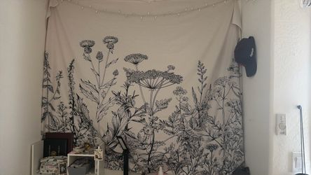 Plant tapestry