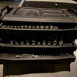  Set with Tool Box  Husky