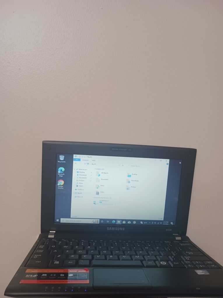 Samsung 10" Laptop