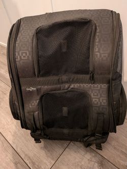 Pet Carrier Travel Roller bag/backpack