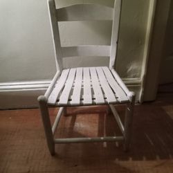 White Childrens Chair