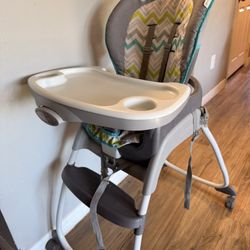 Stroller And Changing Table 