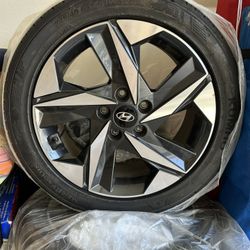 22 Hyundai Elantra Original Rim/tire Pkg