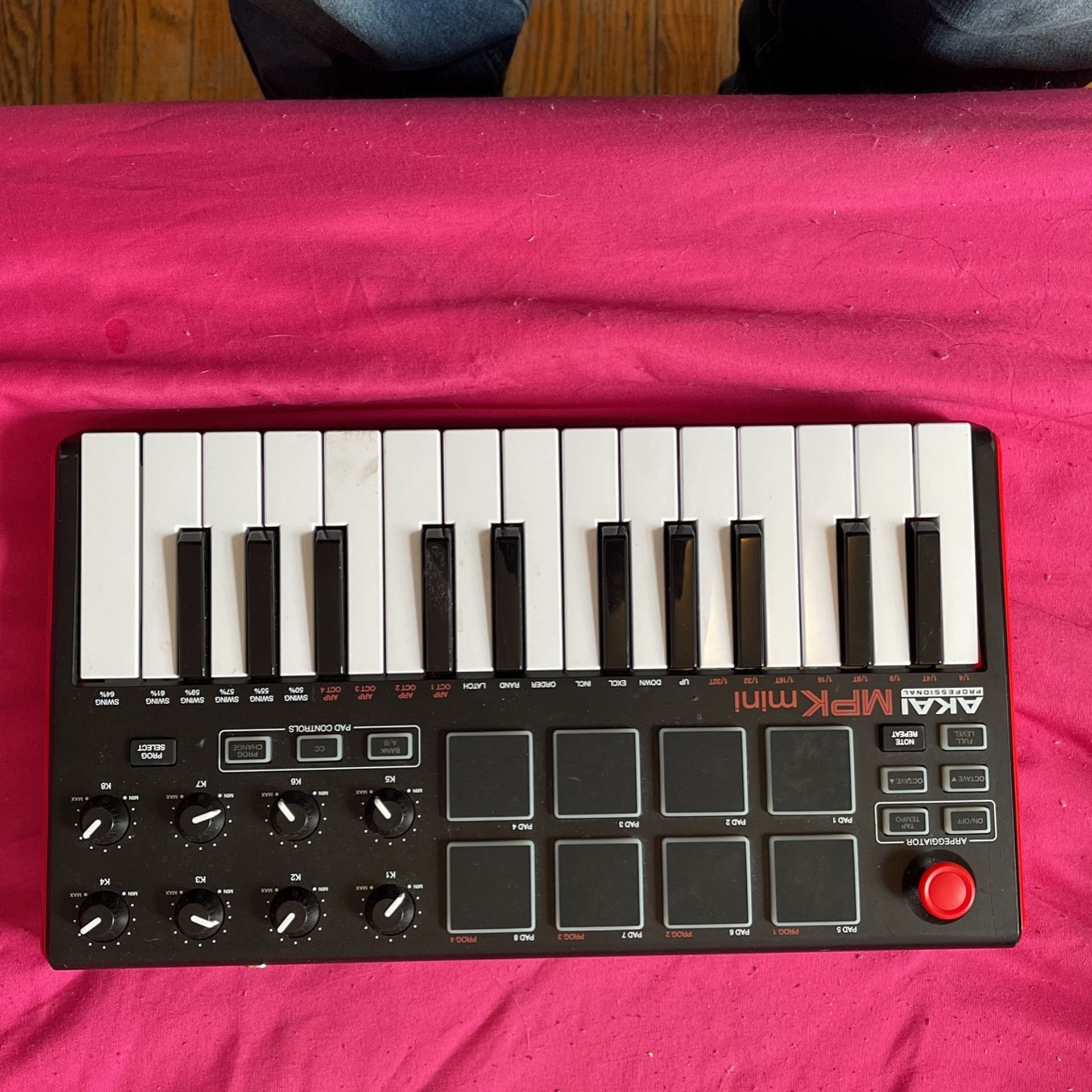 Akai MPK mini