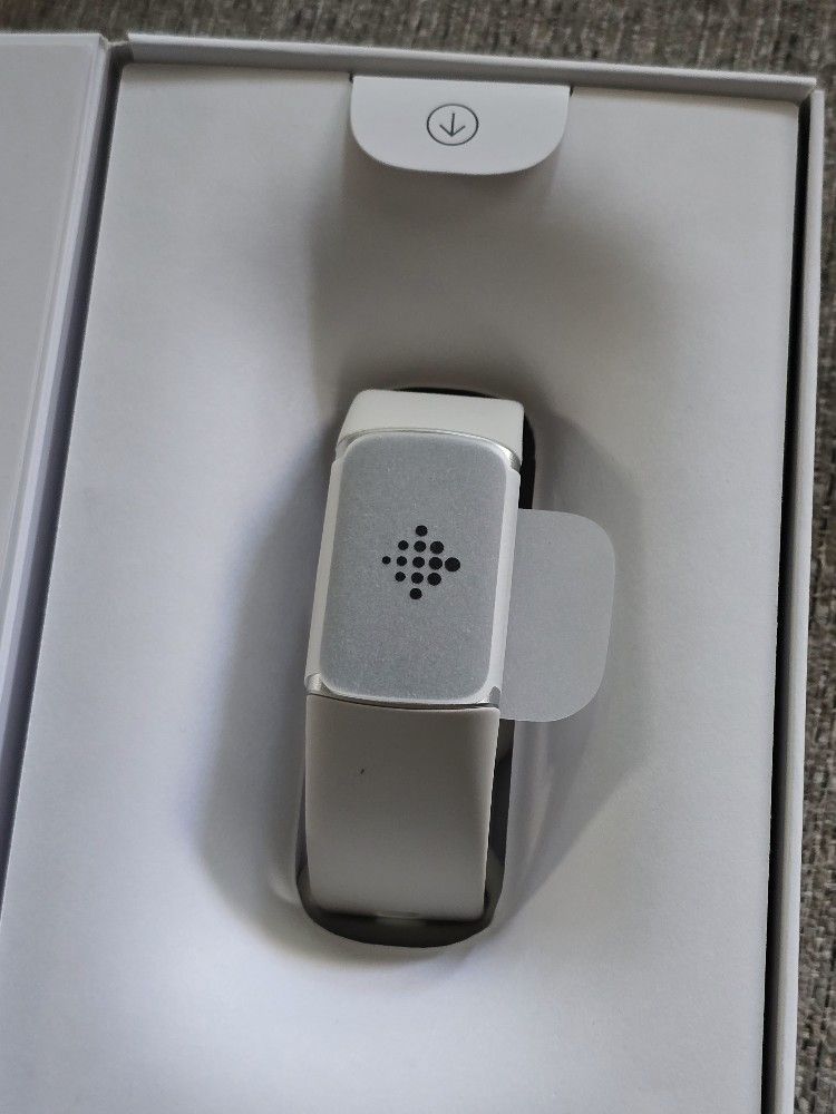 Fitbit Charge 6 Fitness Tracker with GPS, Porcelain/Silver
