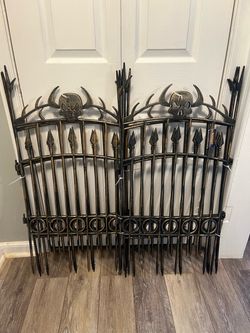 Halloween graveyard fence