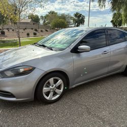 Doddge Dart Sxt 2015