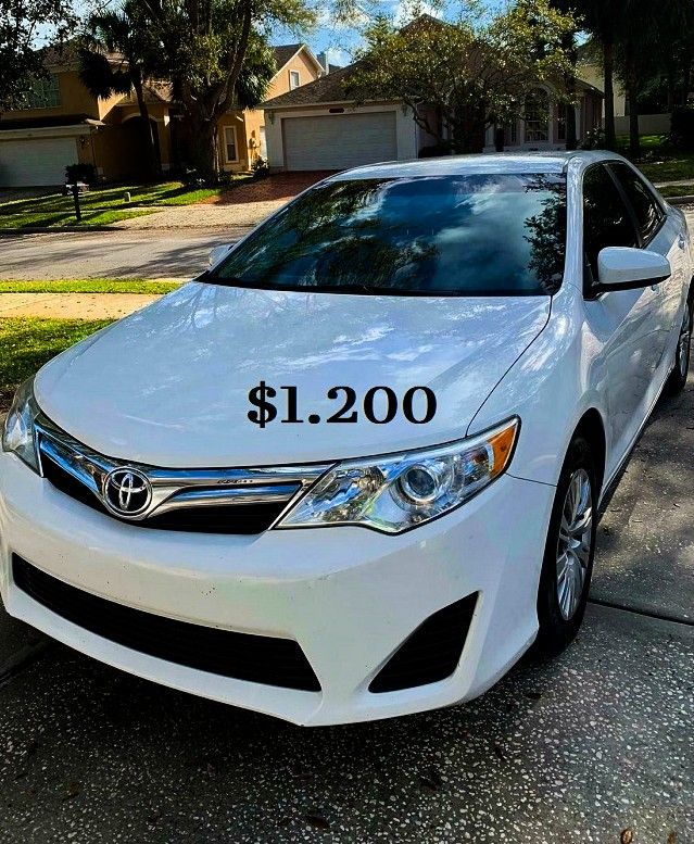 $1.2OO URGENT For sale 2013 toyota camry