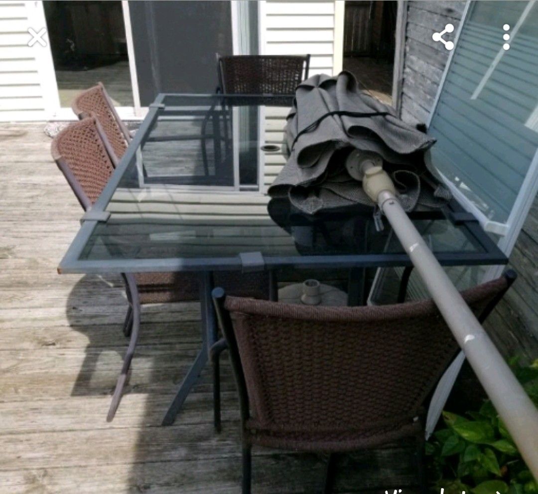 Outdoor patio set