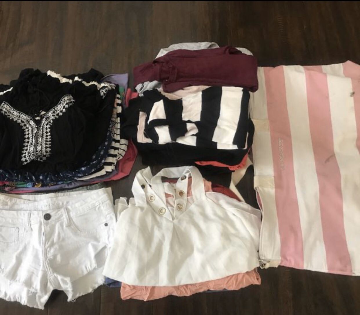 Women’s / Junior’s Clothing Bundle Dresses Shorts Cardigans Tops
