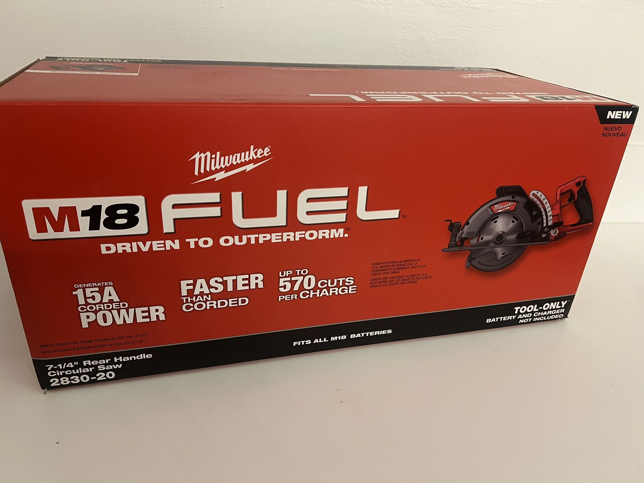 NEW Milwaukee M18 Fuel 18v Lithium-Ion Brushless Cordless 7-1/4 In Circular Saw (Tool Only)