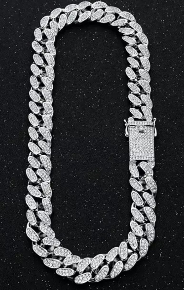 ICED OUT SILVER CUBAN LINK CHAIN 20MM JEWELRY FASHION