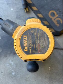 DeWalt router