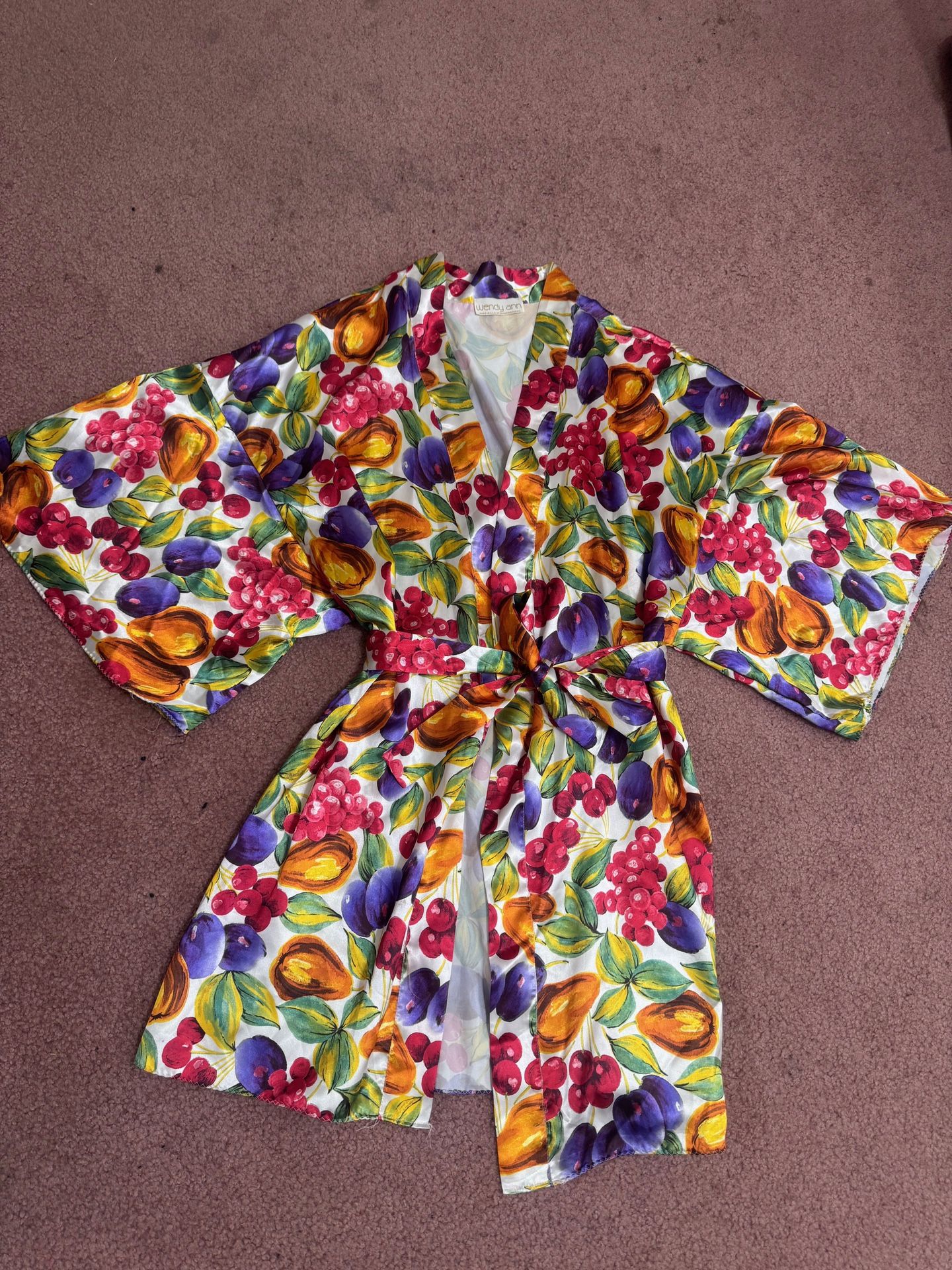 Large fruit floral satin short robe nightgown Lingere