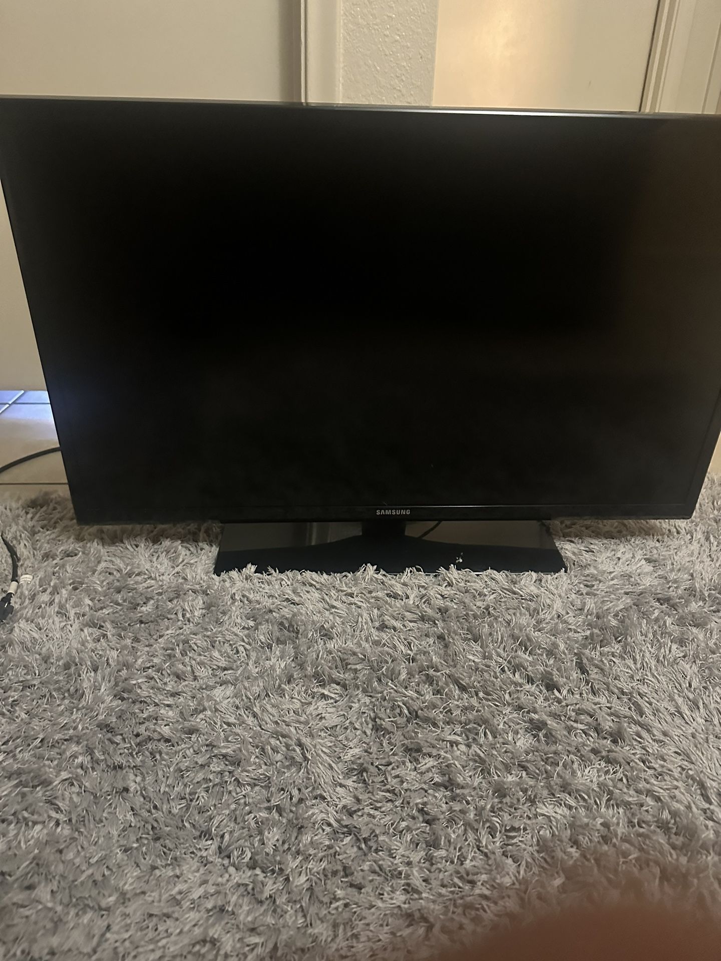 Samsung Tv Asking For $30