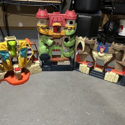 10 Super Heroes Toy Play Houses Package Deal