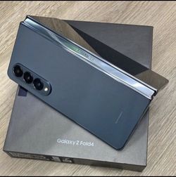 Samsung galaxy Z fold 4
