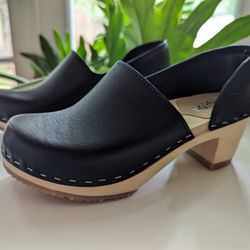 New Sandgrens Clogs Size EU 36 US 6 