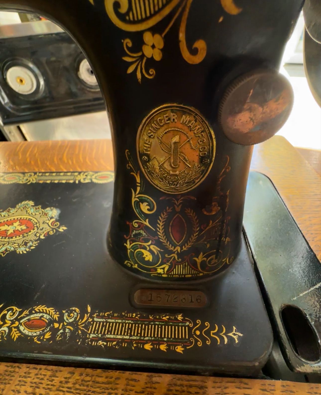 Antique Singer G Series Sewing Table