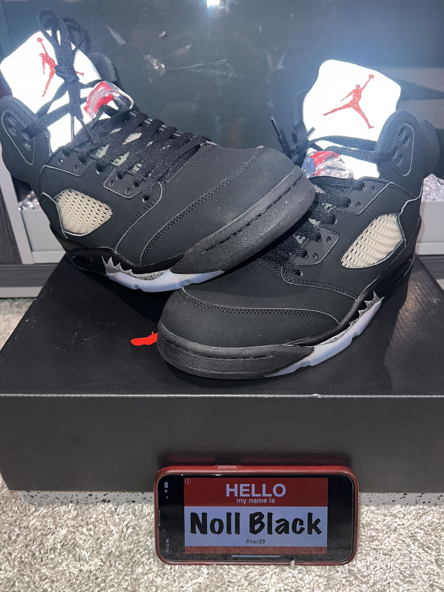Air Jordan 5 Retro “Black Metallic) Size 10.5 (2016)