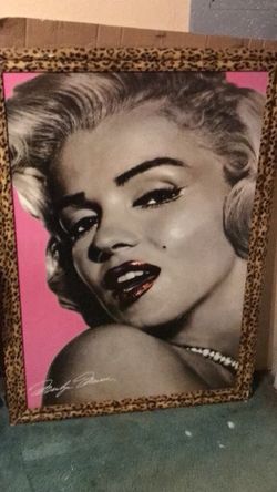 Large Marilyn Monroe pic