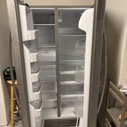 Kenmore Coldspot Refrigerator 