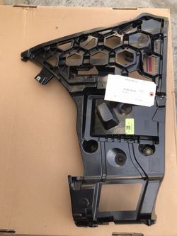 Left Rear Bumper Bracket BMW X6. 21-26