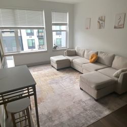 Beige/ Tan Modular Sofa/ Couch/ sectional