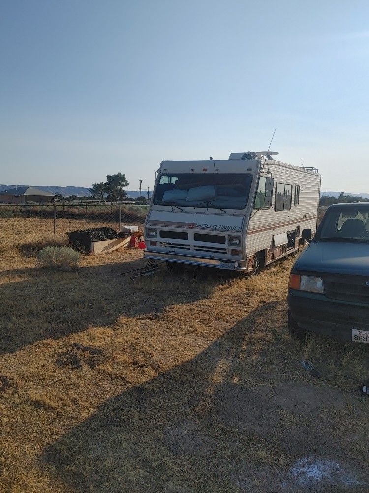 1981 Fleetwood Southwind Motorhome