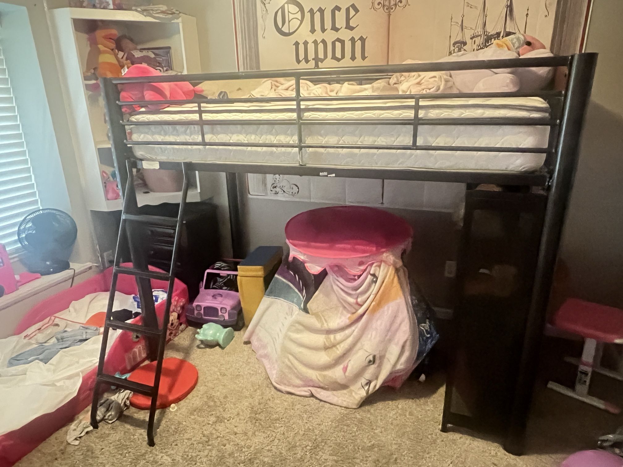Loft Bed With Built-In Desk