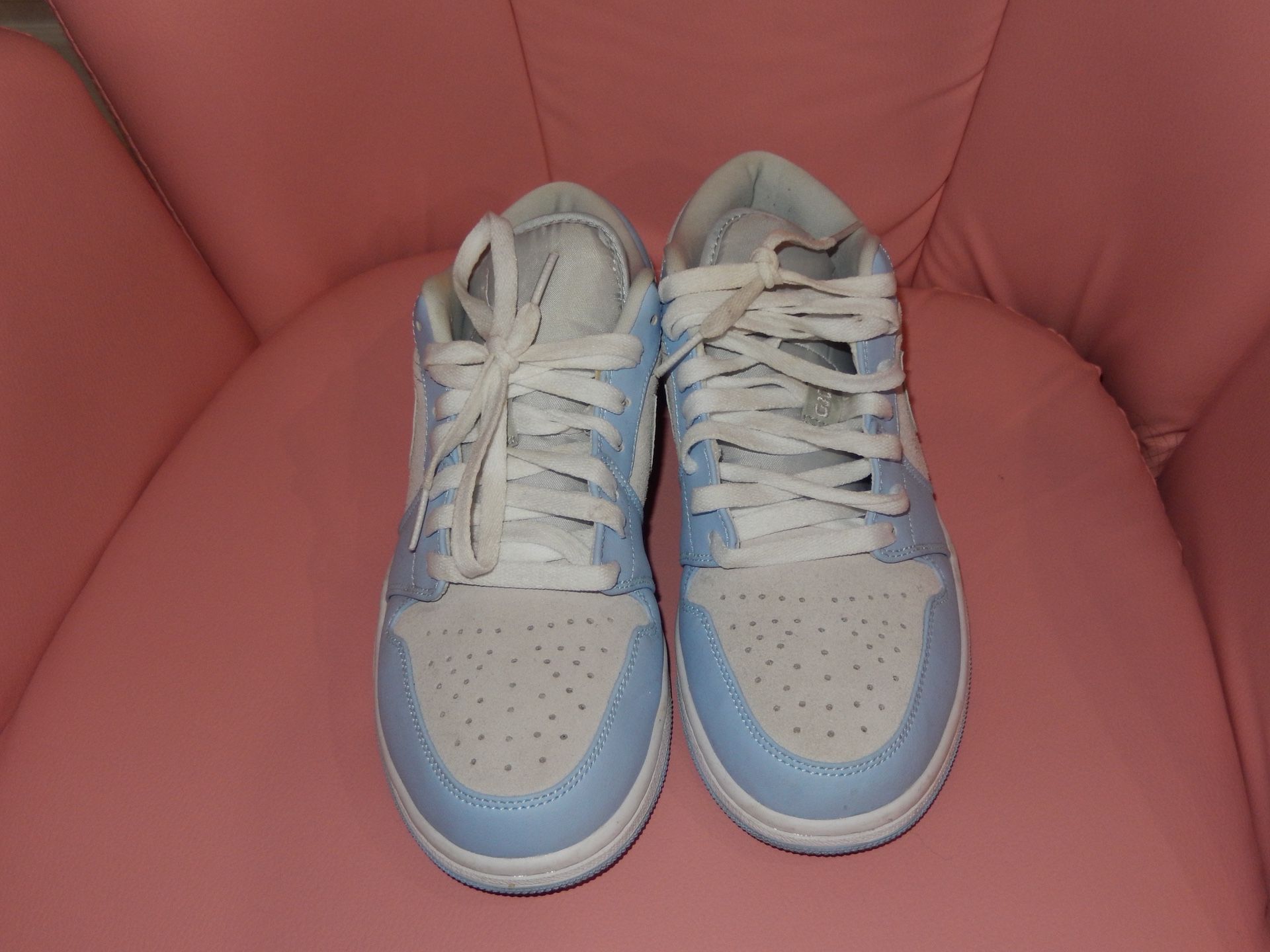 blue and gray air jordan’s