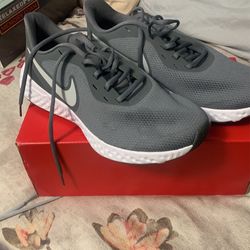 nike for men size  8W