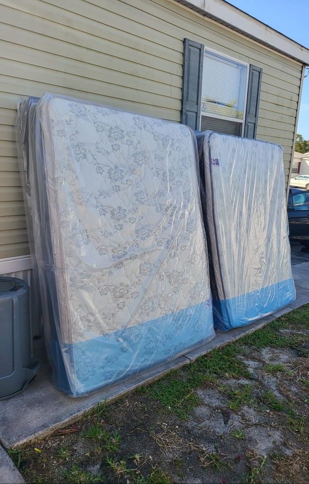 NEW QUEEN PILLOW TOP MATTRESS AND BOX SPRING -- Also Available In All Sizes.